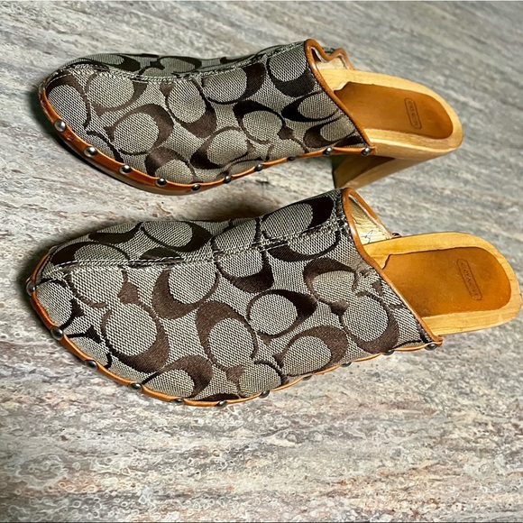 Coach Felicity slip on heels - Picture 3 of 16